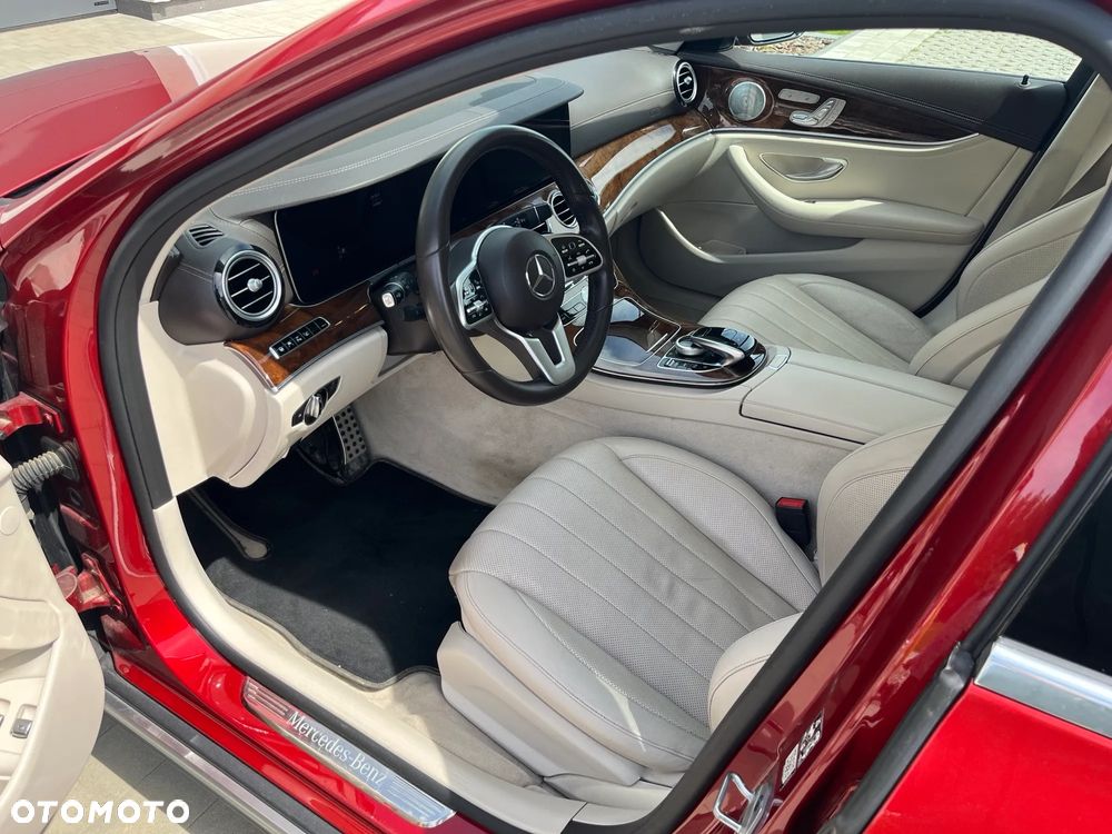 Mercedes-Benz Klasa E 400 d 4-Matic All-Terrain 9G-TRONIC - 11