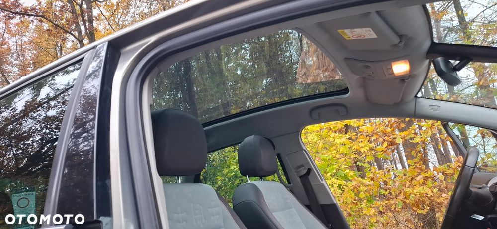 Opel Meriva - 27