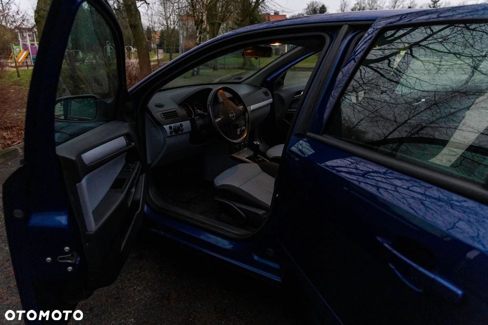 Opel Astra 1.4 Enjoy - 18