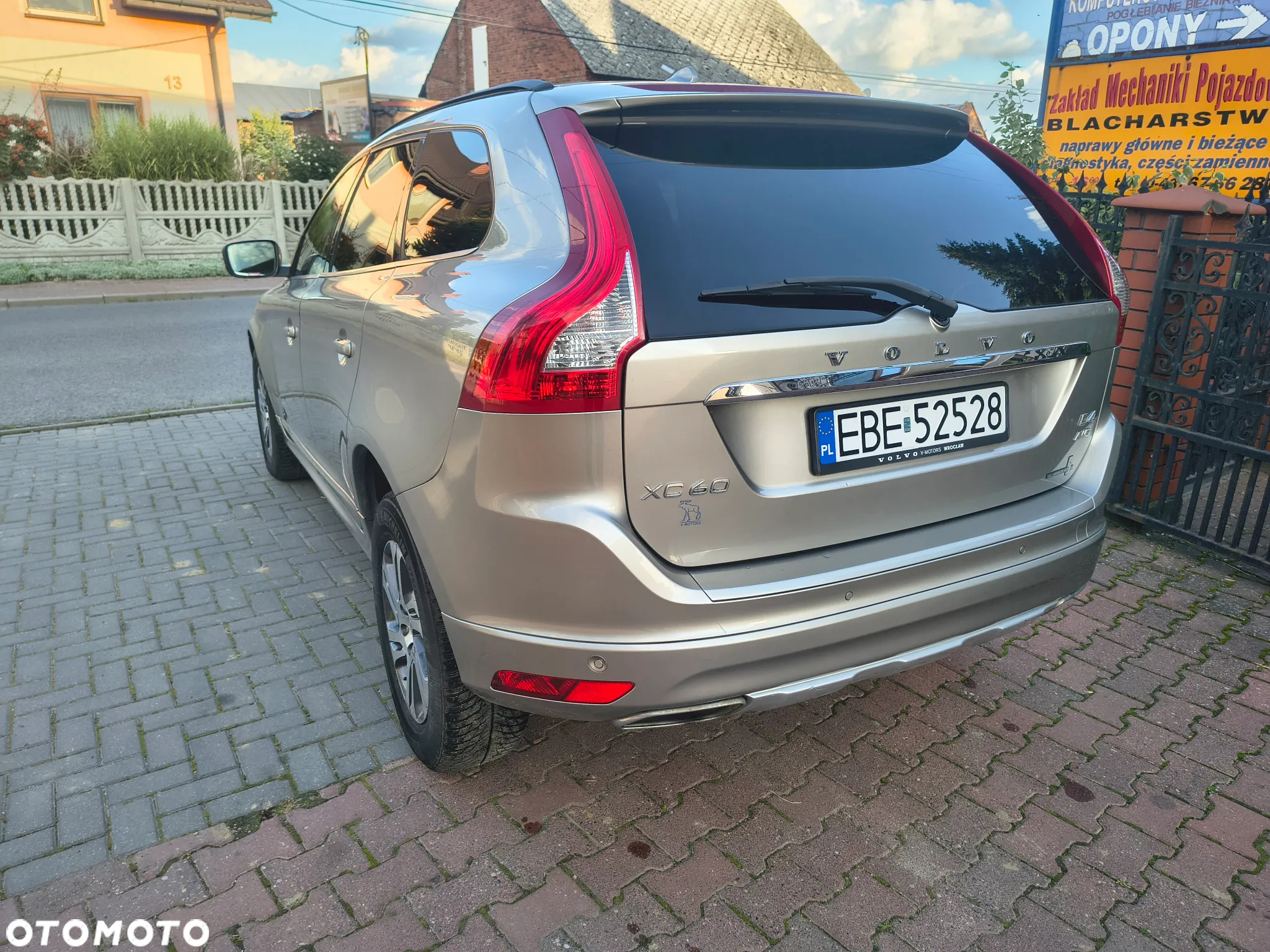 Volvo XC 60 D4 AWD Summum - 7