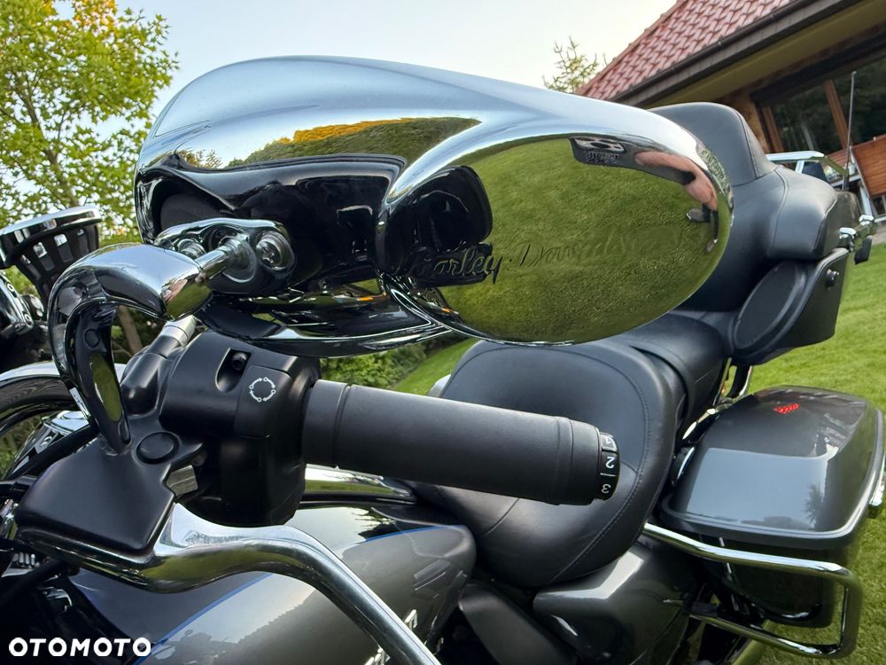Harley-Davidson Touring Ultra Limited - 21