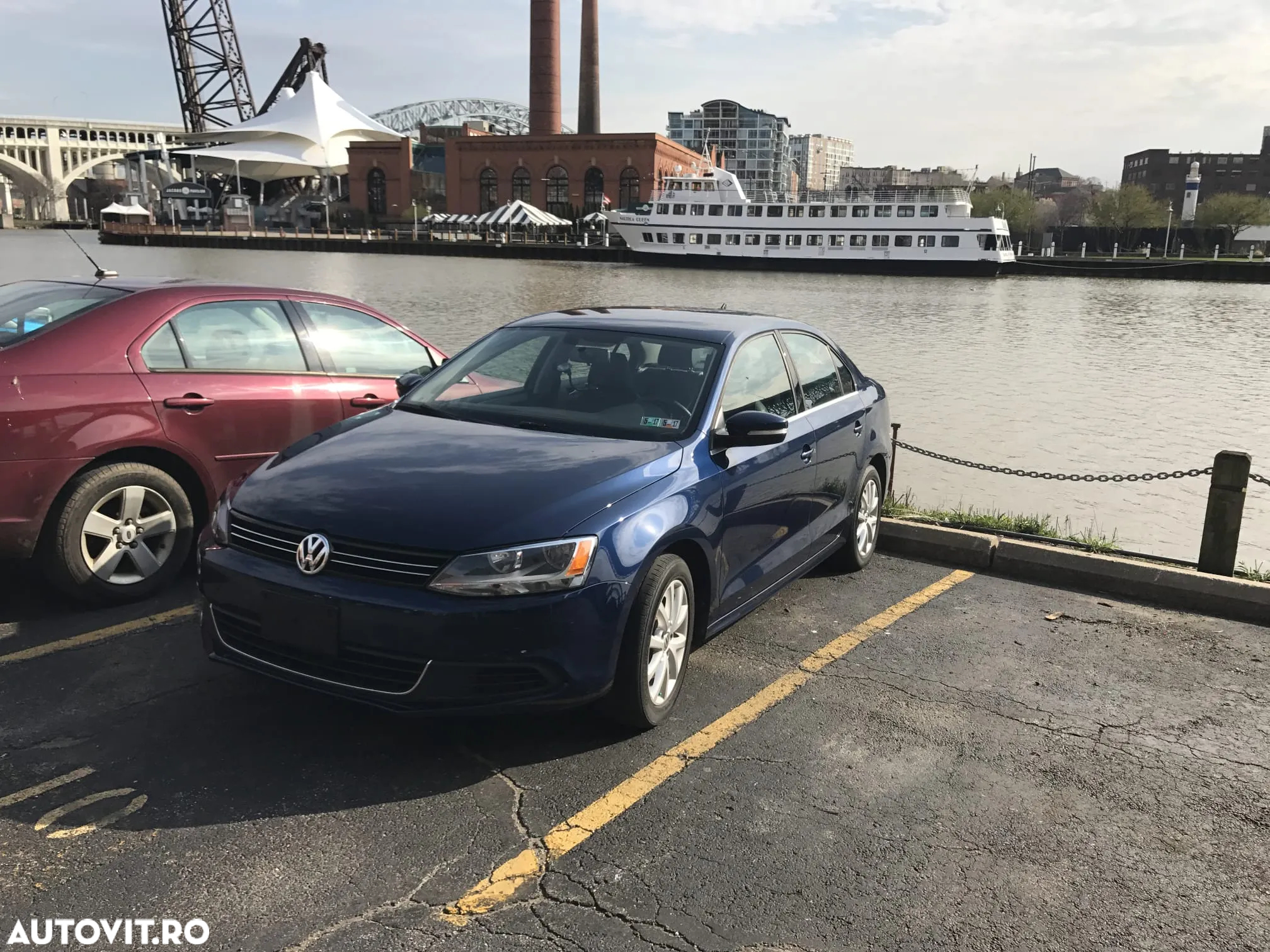 Volkswagen Jetta - 2