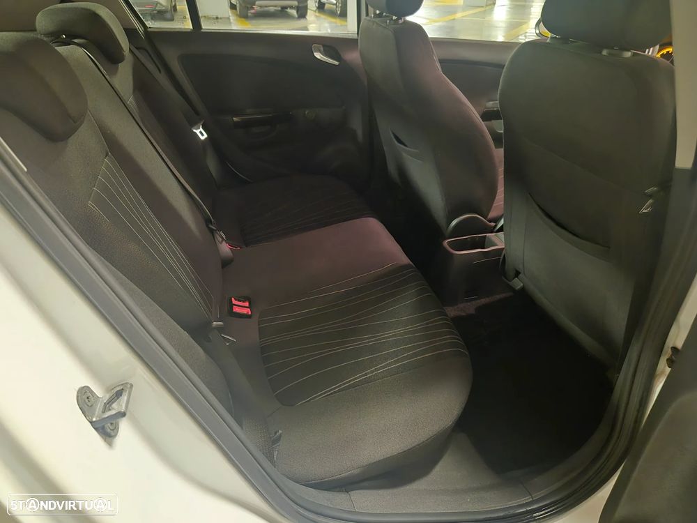 Opel Corsa 1.2 Enjoy - 26