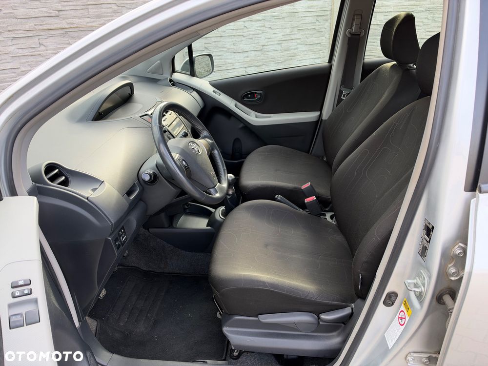 Toyota Yaris 1.0 VVT-i Luna - 5