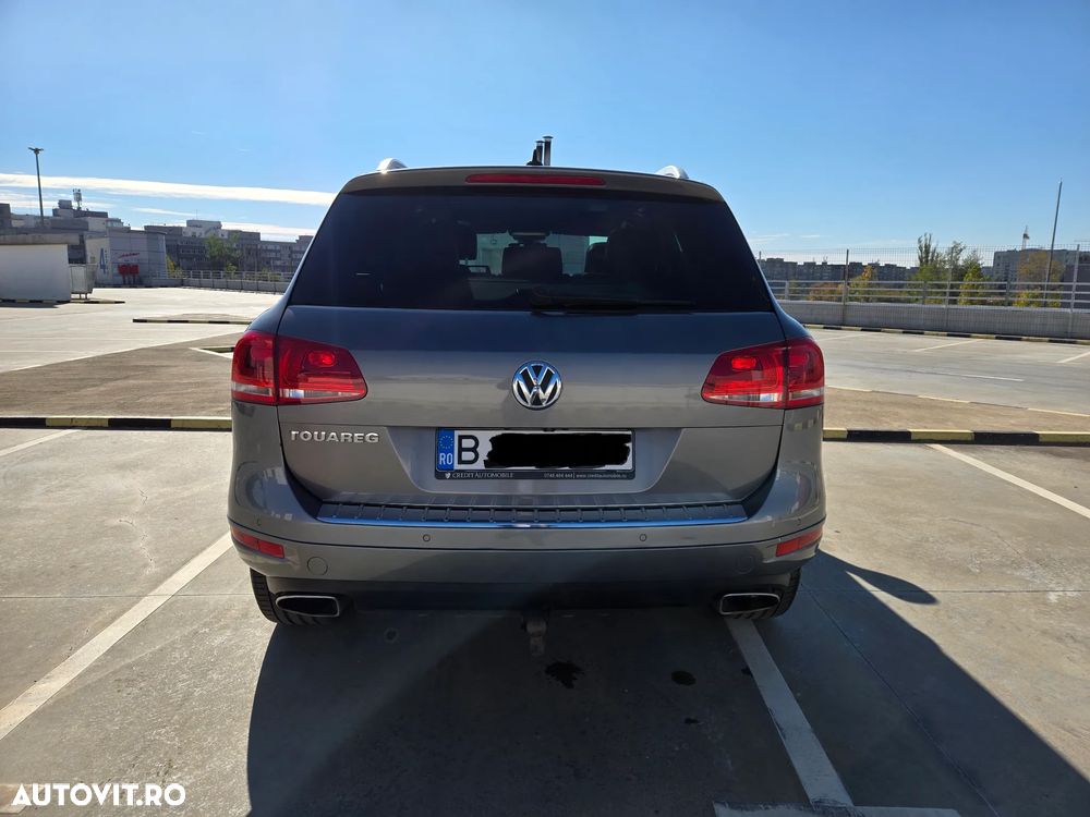 Volkswagen Touareg 3.0 V6 TDI BMT - 3