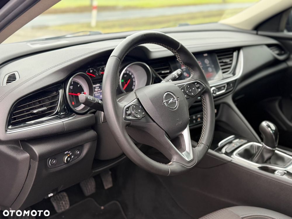 Opel Insignia 2.0 4x4 Exclusive - 15