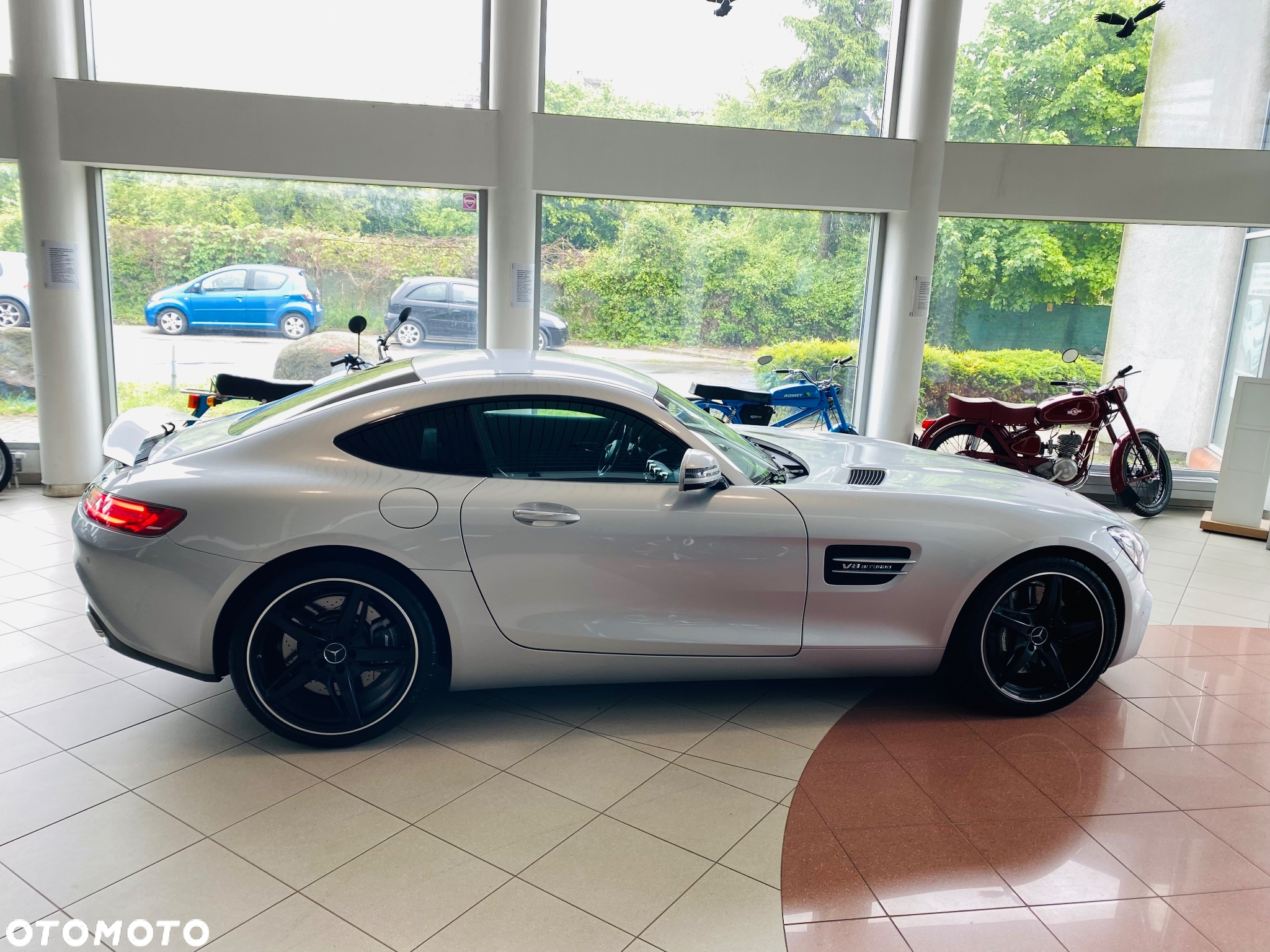 Mercedes-Benz AMG GT Standard - 13