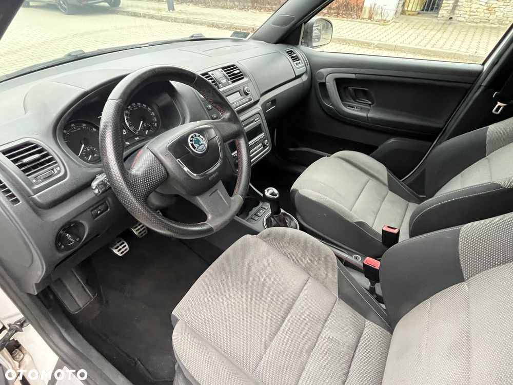 Skoda Fabia 1.2 TSI Monte Carlo - 10