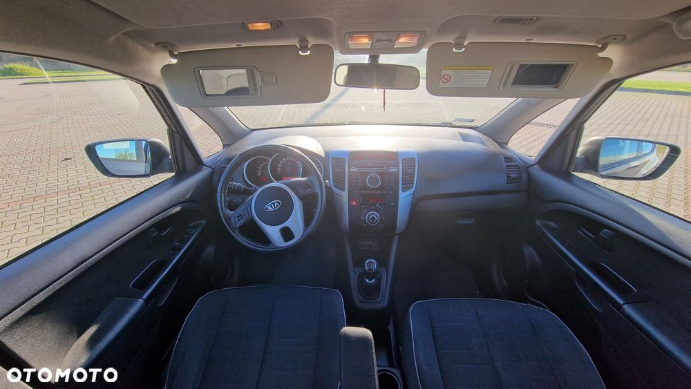 Kia Venga - 2