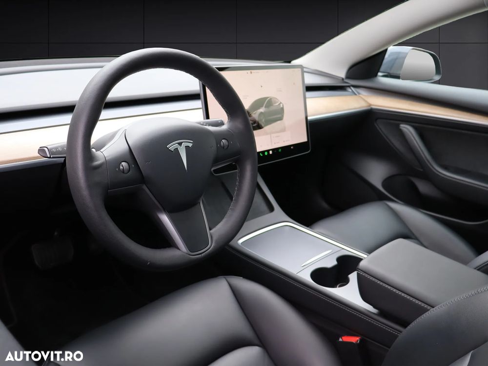 Tesla Model 3 AWD Long Range - 10