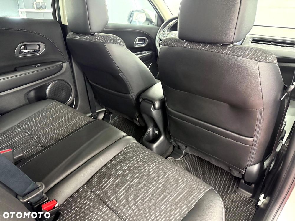 Honda HR-V 1.6 i-DTEC Executive - 30