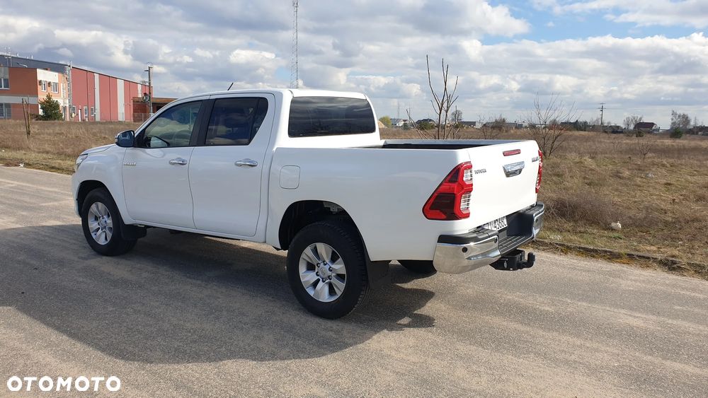 Toyota Hilux 4x4 Double Cab S&S Comfort - 2