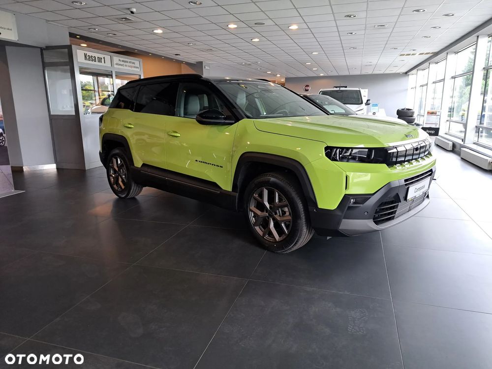 Jeep Compass - 21