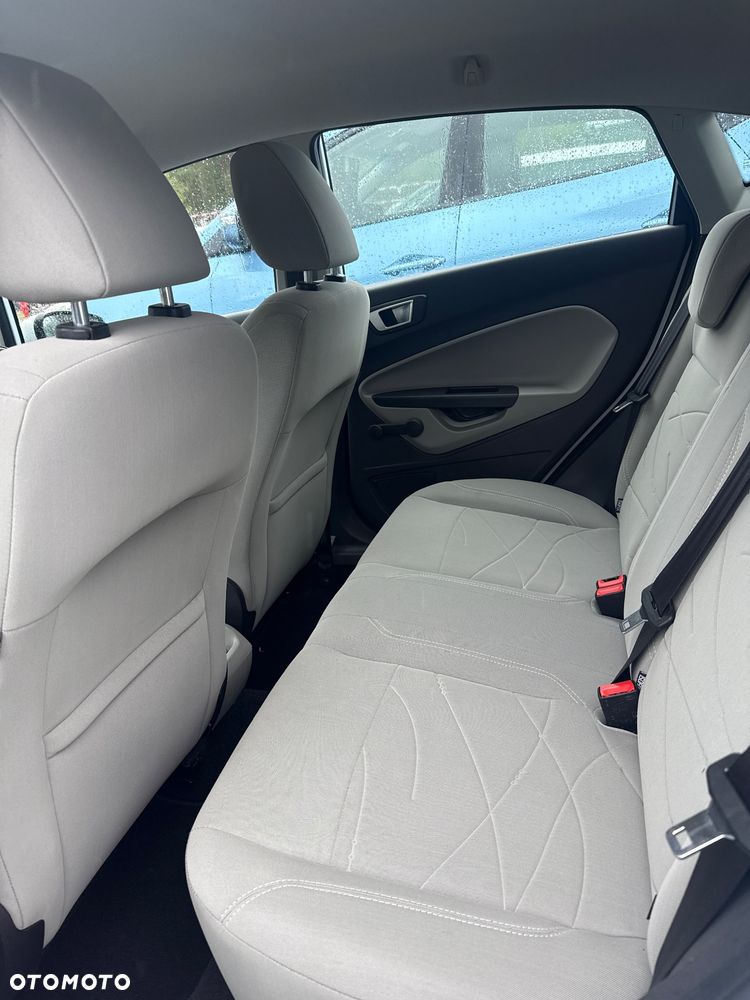 Ford Fiesta 1.25 Ambiente - 8