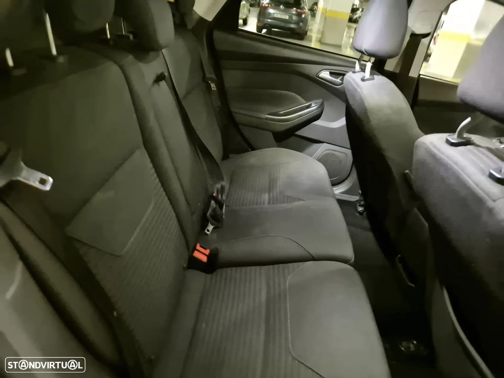 Ford Focus SW 1.5 TDCi Titanium - 27