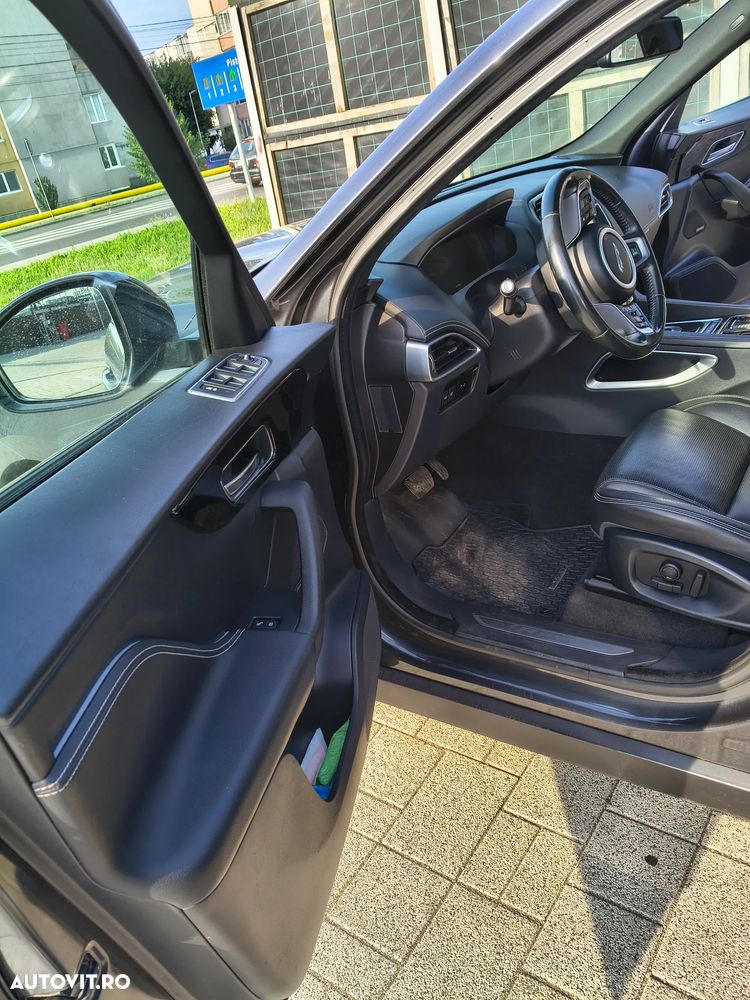 Jaguar F-Pace 20d AWD Aut. R-Sport - 12