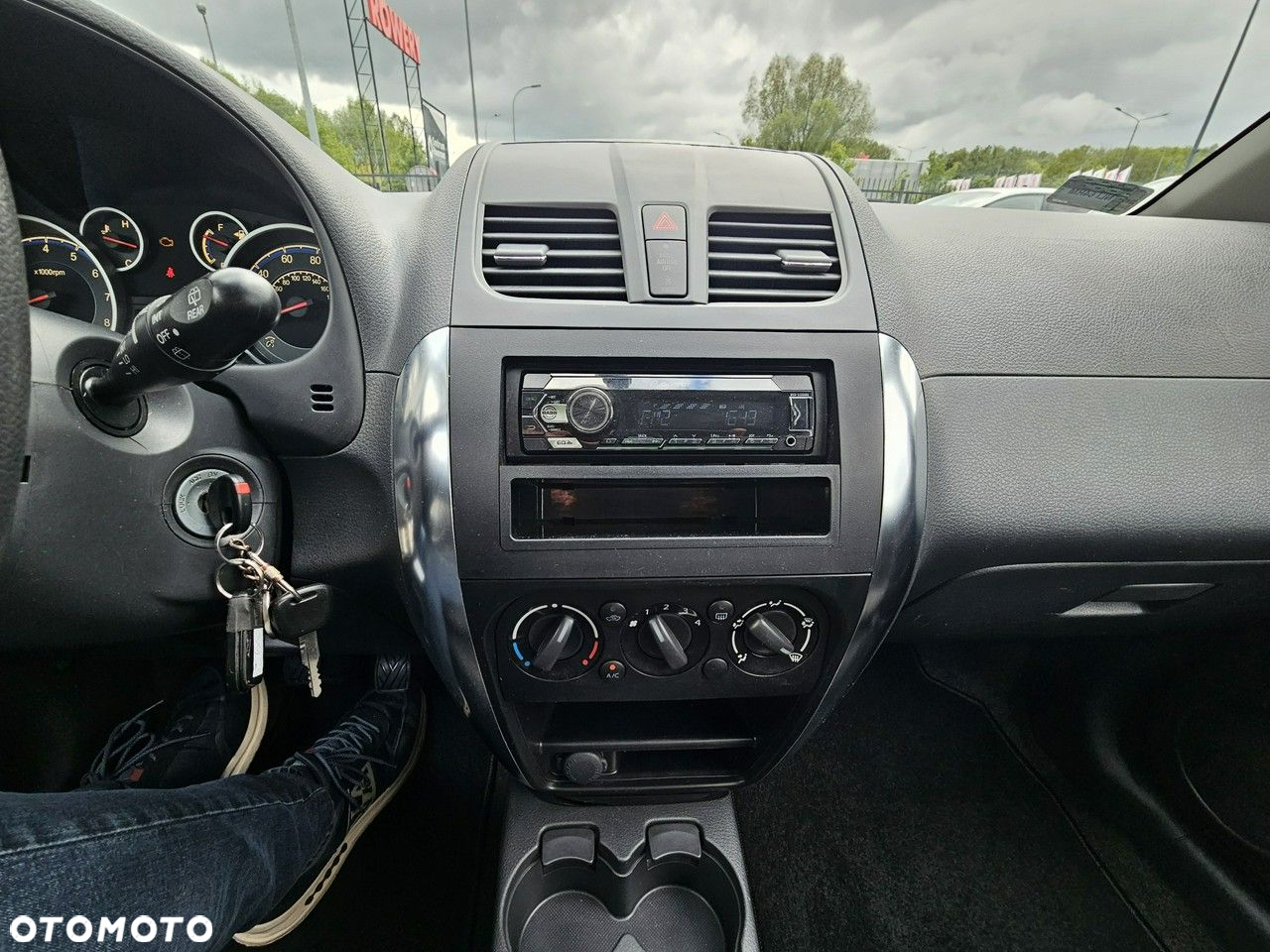 Suzuki SX4 - 17
