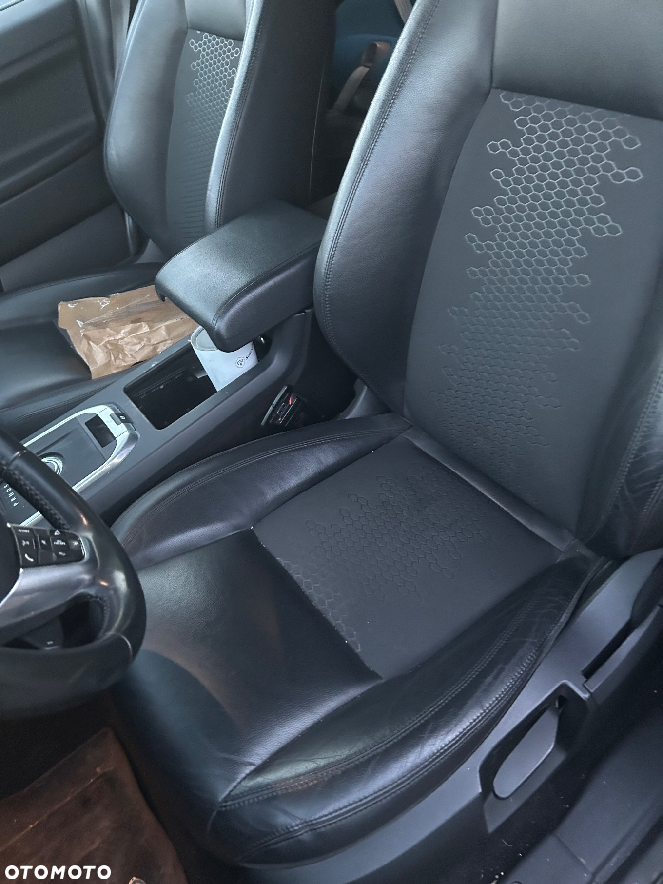 Land Rover Discovery Sport - 13