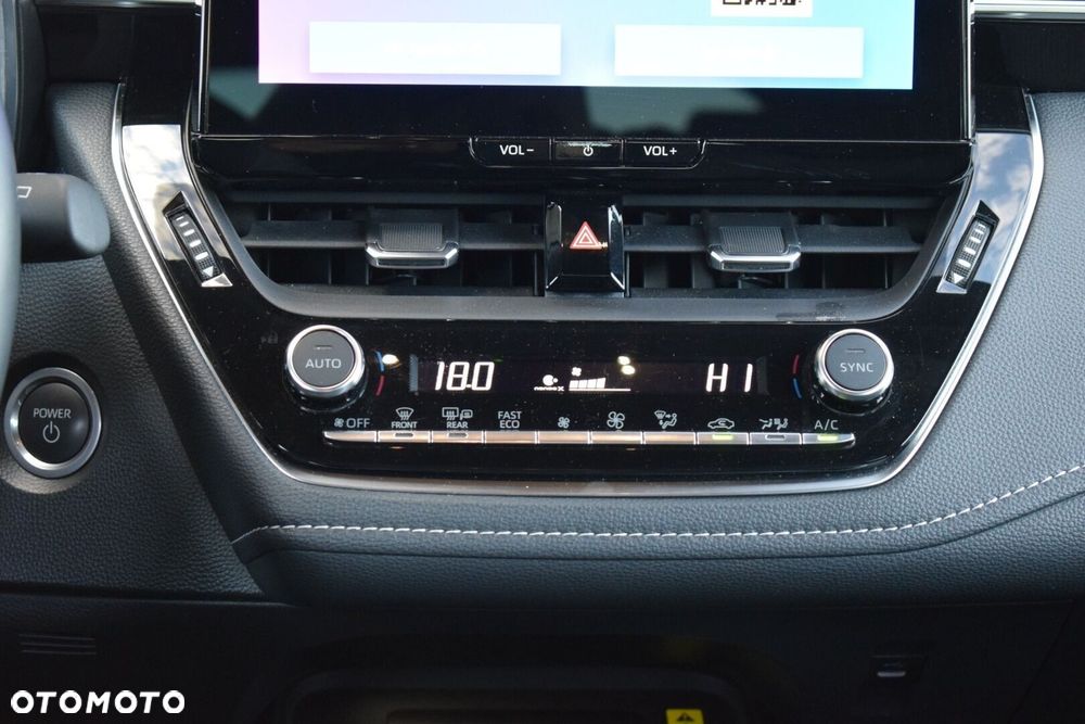 Toyota Corolla 2.0 Hybrid Style - 17