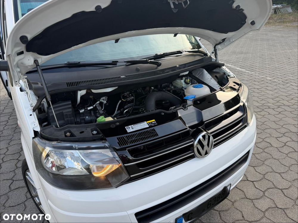 Volkswagen Multivan - 19