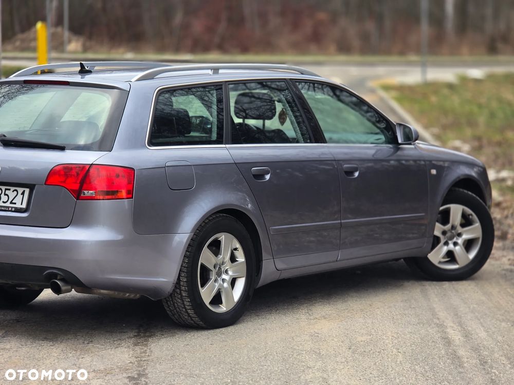 Audi A4 Avant 2.0 T FSI - 34