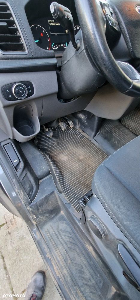 Ford TRANSIT CUSTOM L2H1 - 17