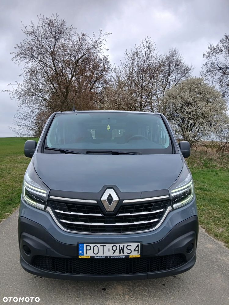 Renault Trafic - 2