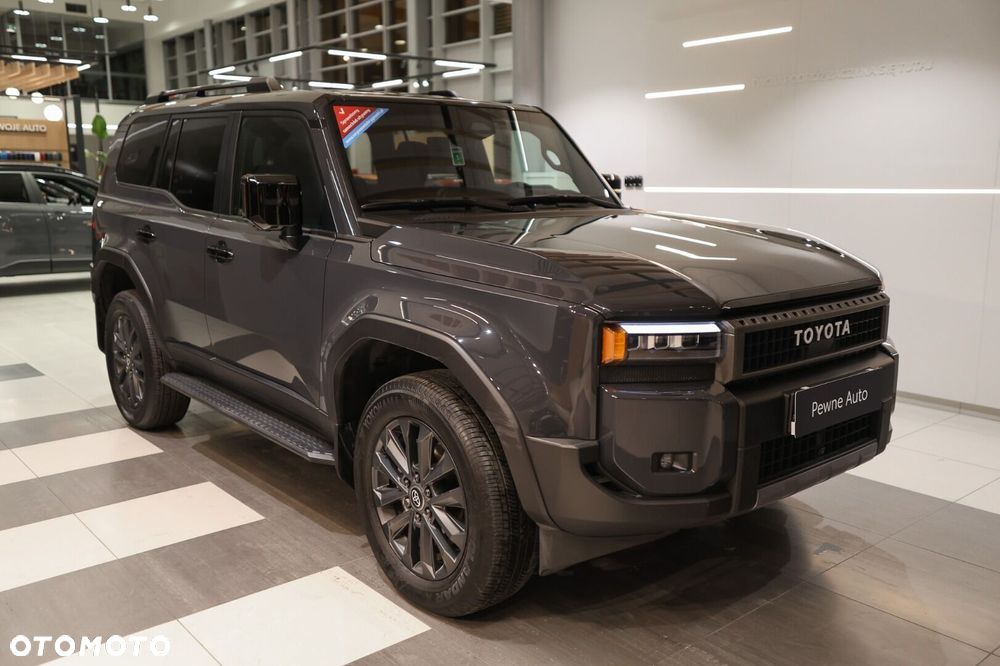 Toyota Land Cruiser - 3