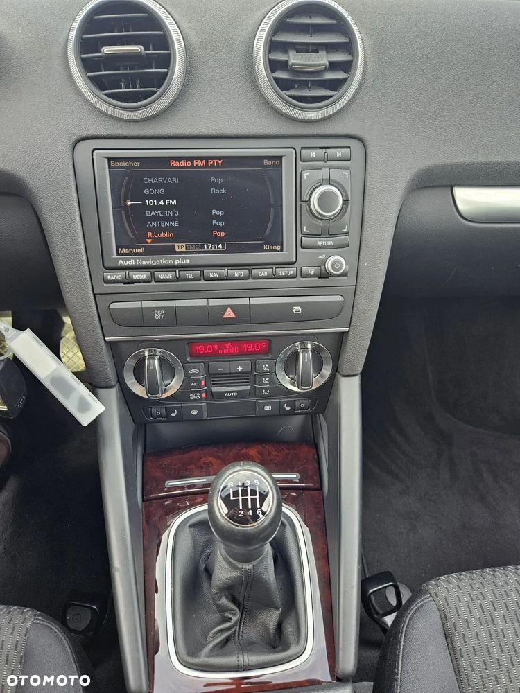 Audi A3 Sportback 1.8 TFSI Attraction - 12
