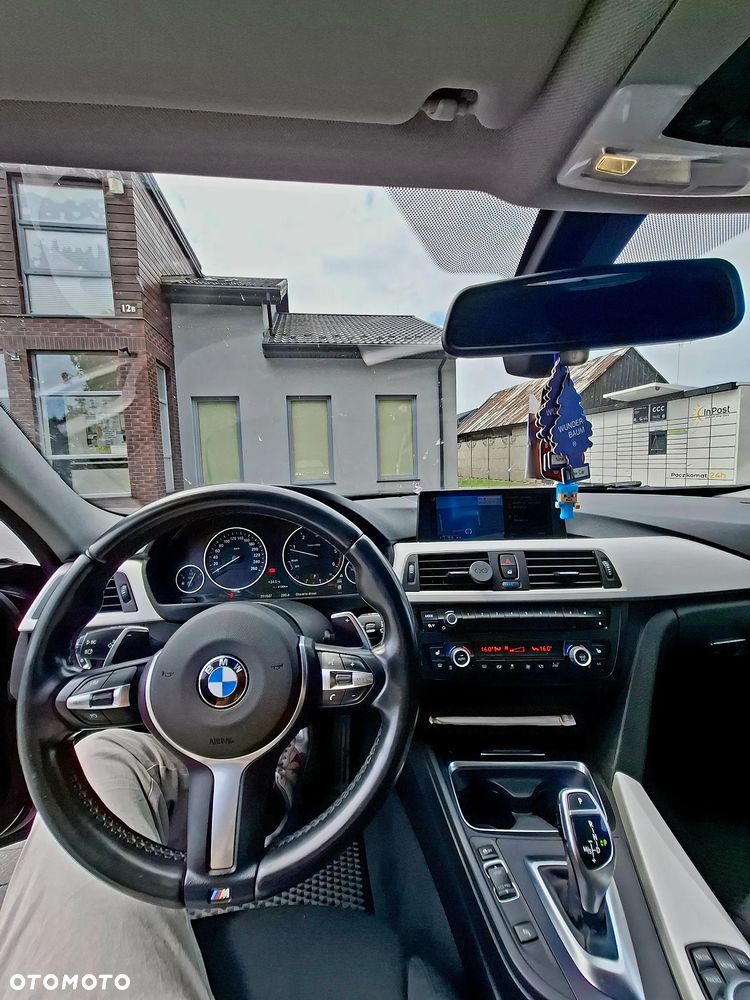 BMW Seria 3 325d Sport - 19