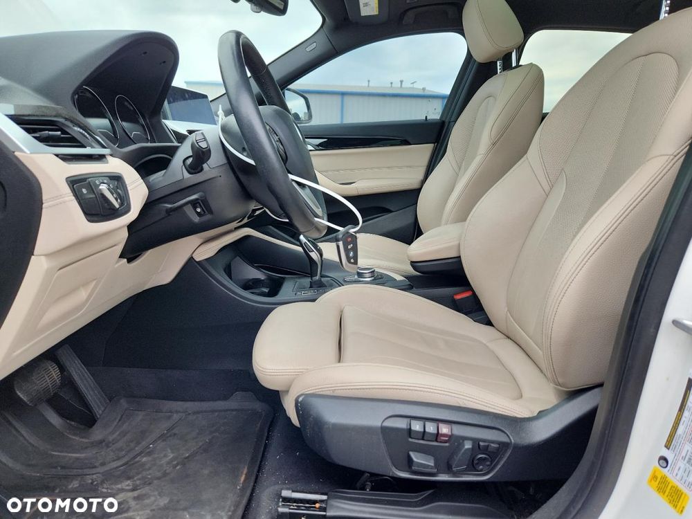 BMW X2 xDrive20i Advantage Plus - 7
