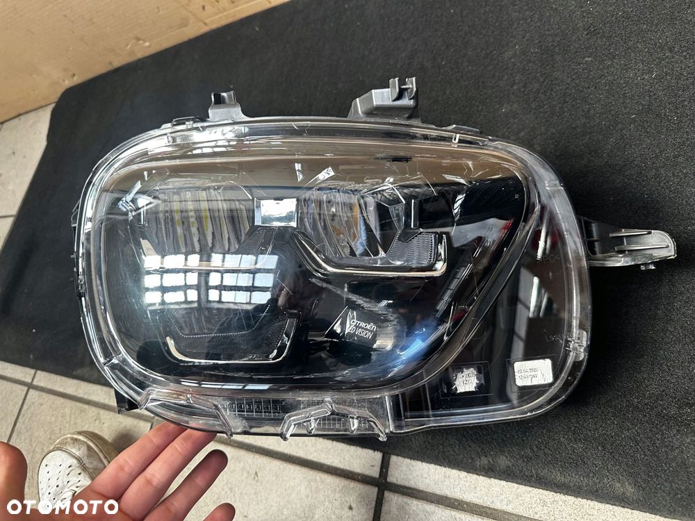 citroen c3 iii lift lampa prawa przód full led 9836161580 - 3