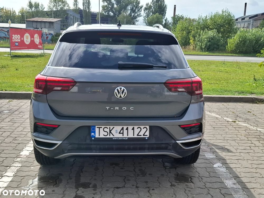 Volkswagen T-Roc - 8
