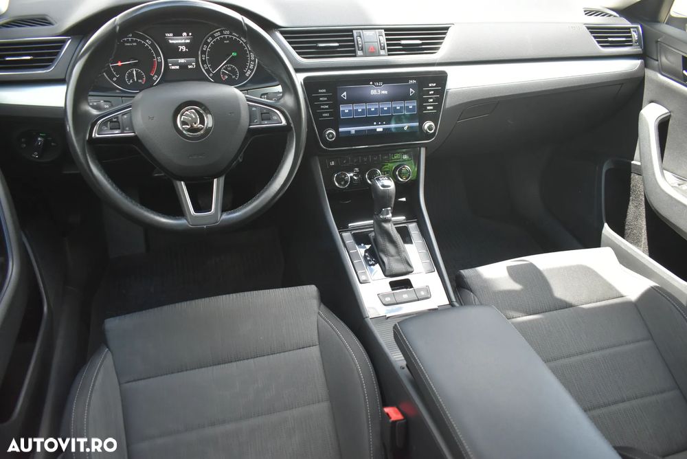 Skoda Superb 2.0 TDI DSG Ambition - 17