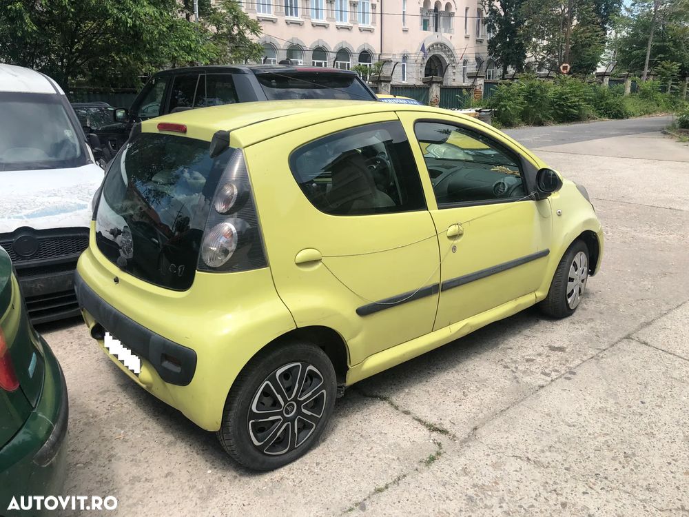 Dezmembrez Citroen C1 galben 2006 1.0 benzina 4 usi - 6