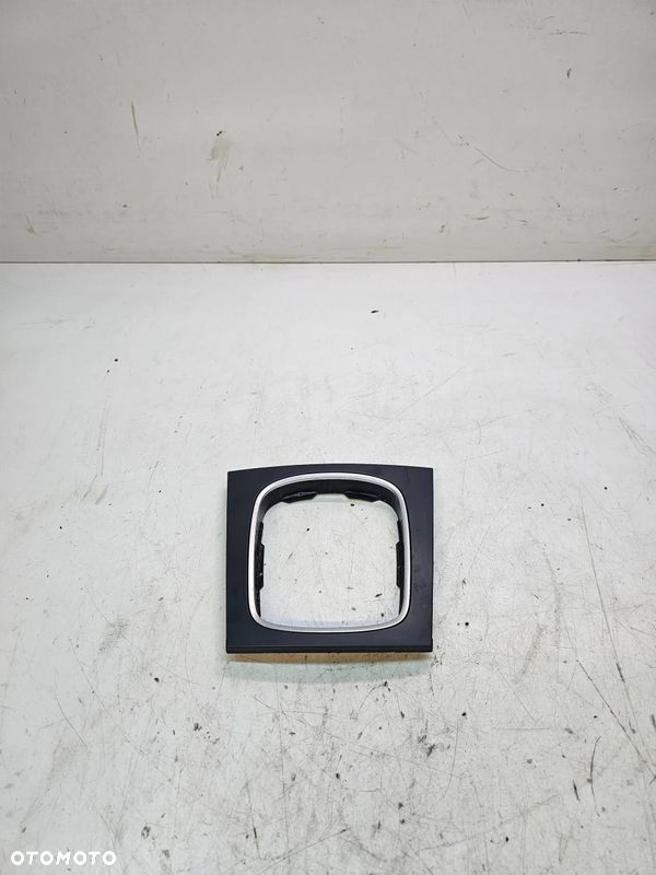 RAMKA MIESZKA ZMIANY BIEGÓW AUDI A3 8P 8P0864261T - 1