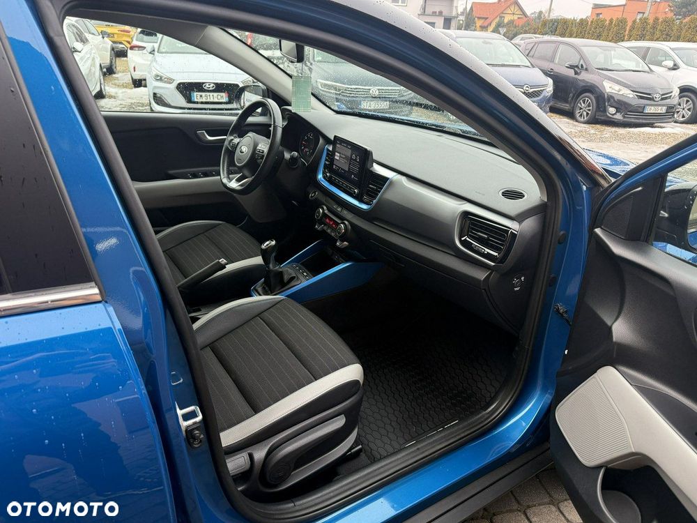 Kia Stonic 1.0 T-GDI MHEV L Business Line - 28