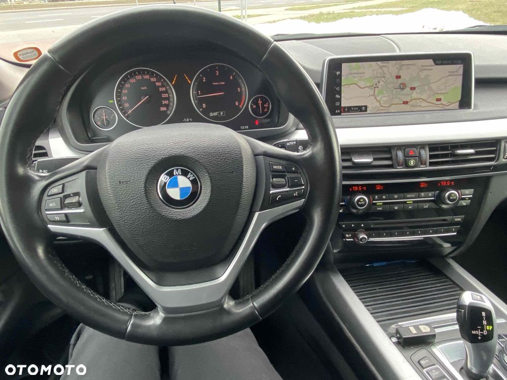 BMW X5 xDrive30d - 29