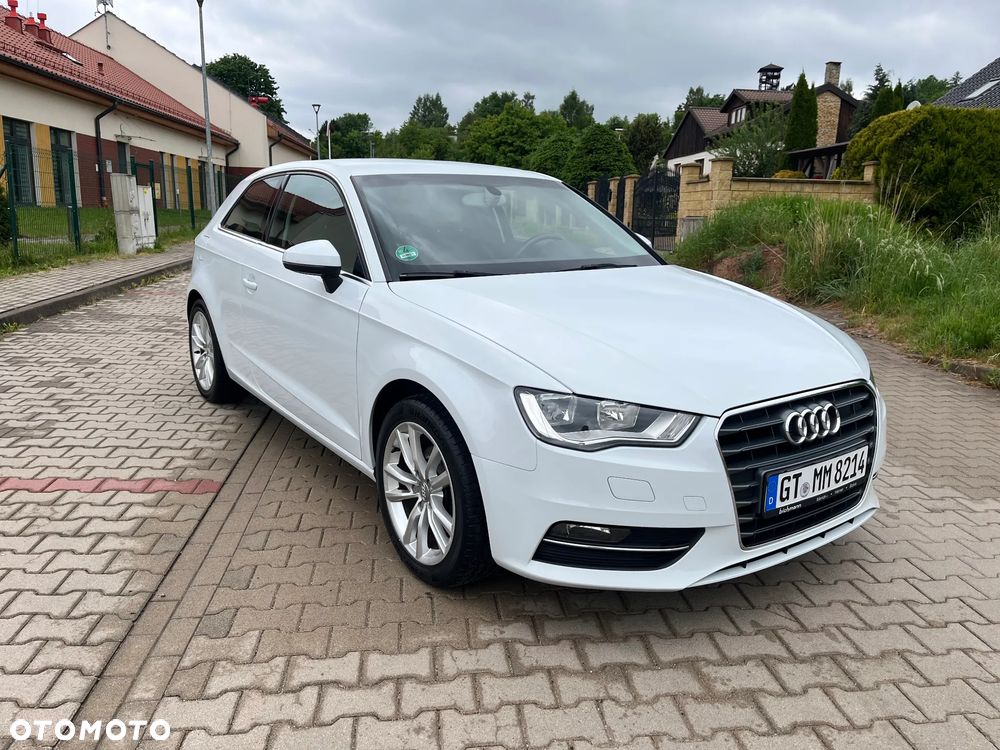 Audi A3 3-drzwiowe 1.4 TFSI Ambiente - 2