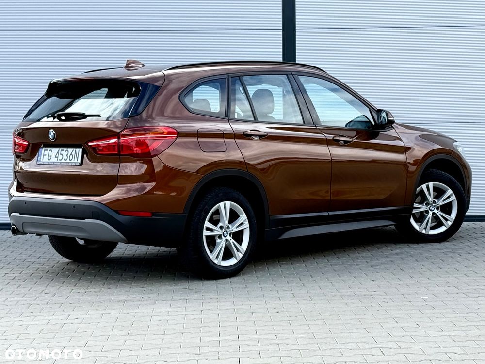 BMW X1 sDrive16d Sport Line - 15