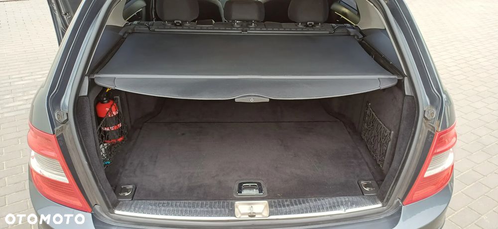 Mercedes-Benz Klasa C 200 CDI DPF Automatik Elegance - 11