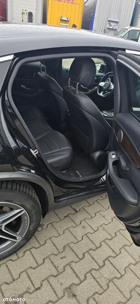 Mercedes-Benz GLC - 11
