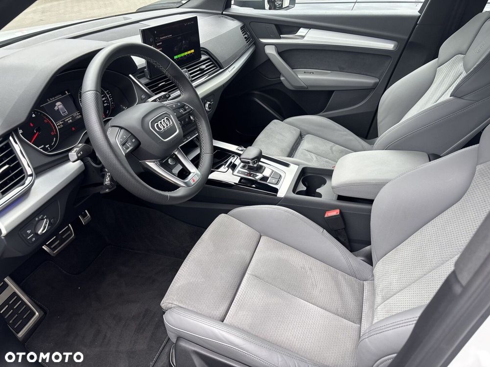 Audi Q5 Sportback - 16