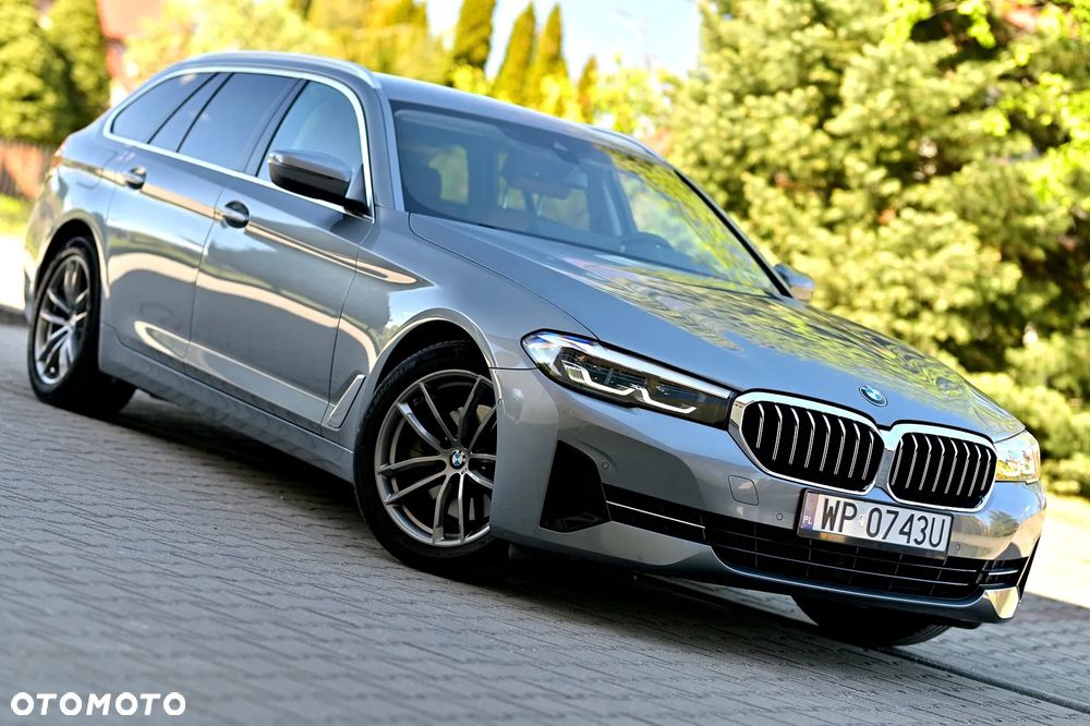 BMW Seria 5 520i - 1