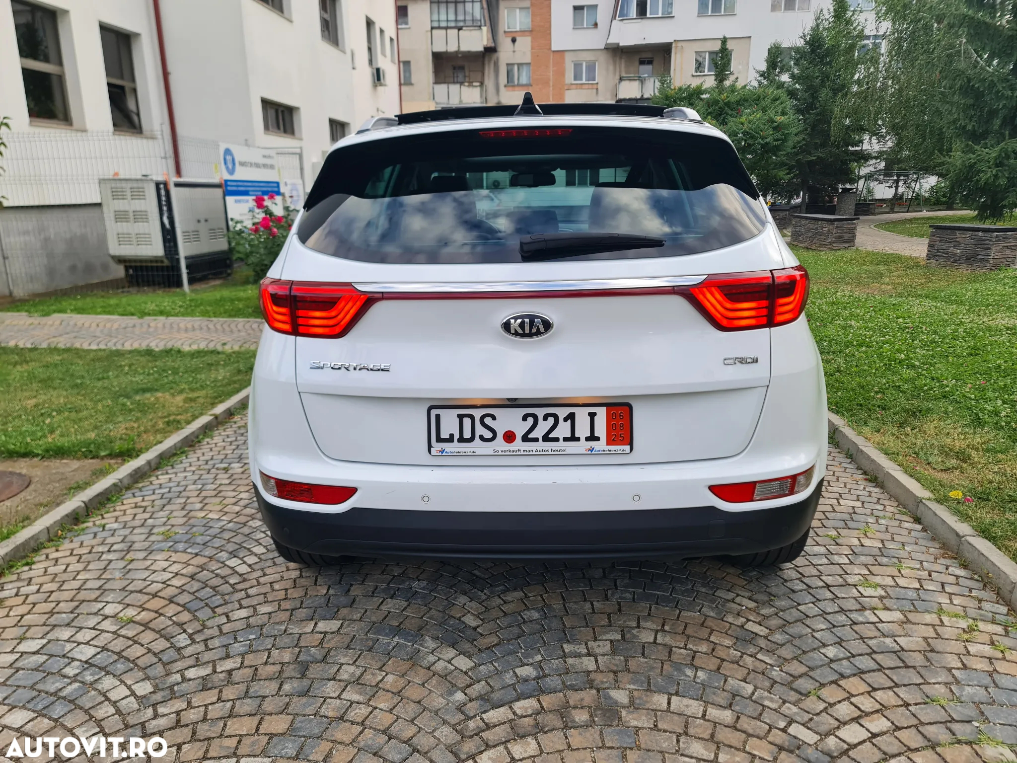 Kia Sportage 2.0 CRDI 184 AWD Aut. Platinum Edition - 34