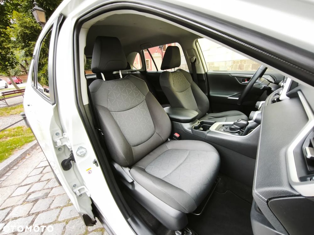 Toyota RAV4 2.0 Comfort 4x2 MS - 13