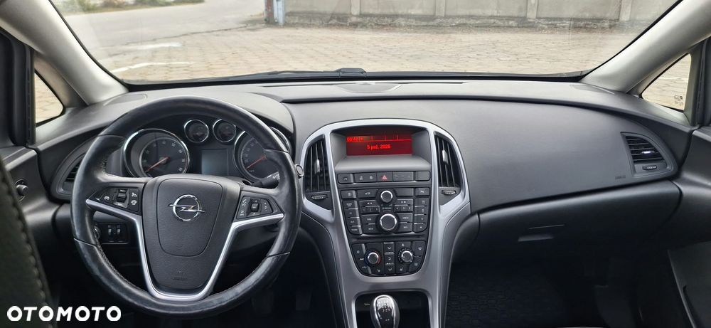 Opel Astra - 11