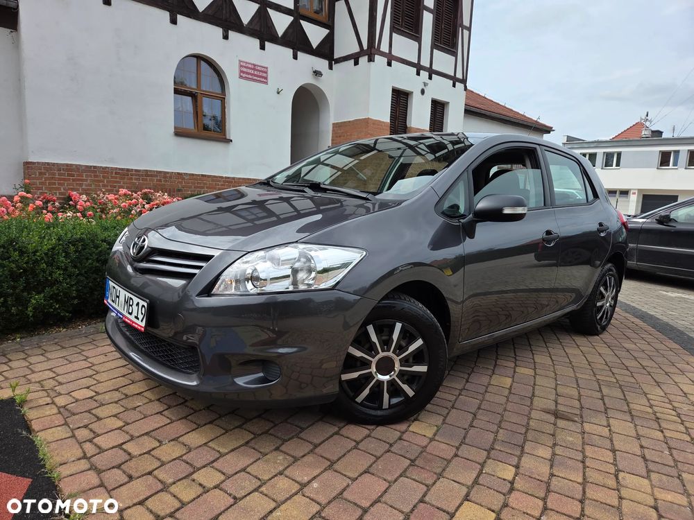 Toyota Auris - 7