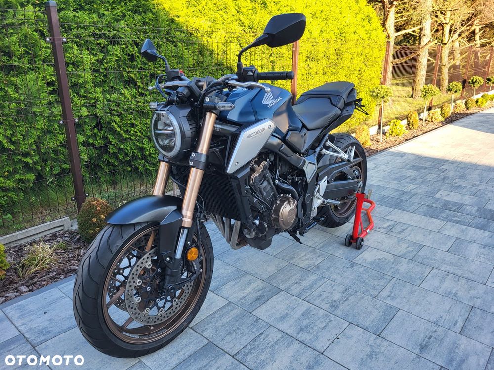 Honda CB - 9