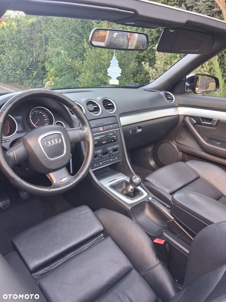Audi A4 Cabrio - 4